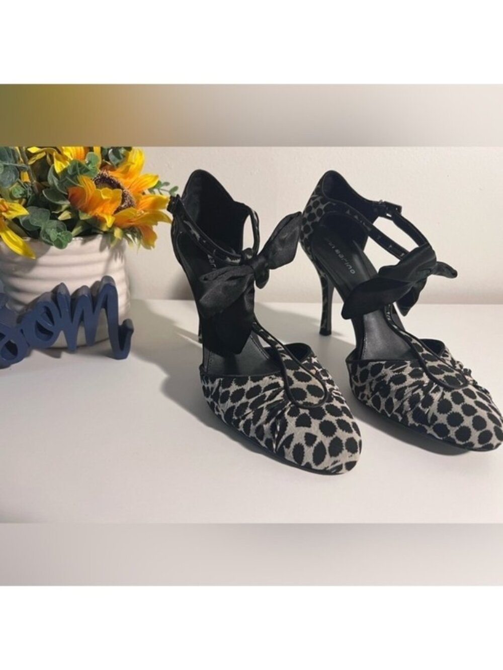 Ann Marino Nepal Heels (Size 10)